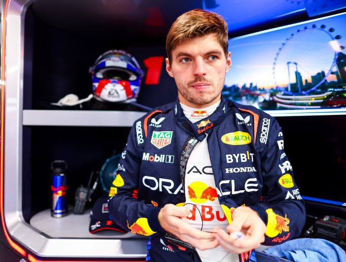 Max Verstappen vier keer F1 wereldkampioen Foto 5