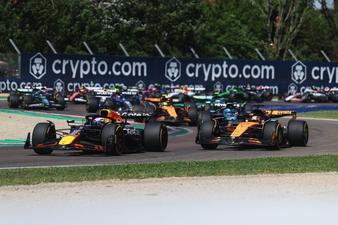 Max Verstappen F1 Imola Red Bull RB21 Foto 1