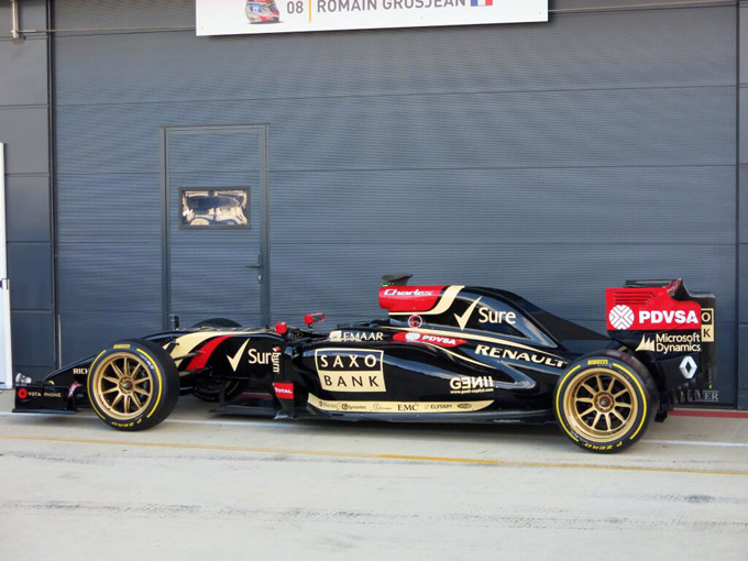 Zeeanemoon Afdrukken ga werken Eerste FOTO: Lotus F1-bolide met 18 inch banden klaar voor test | RaceXpress