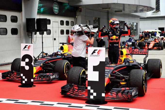 Max Verstappen wint