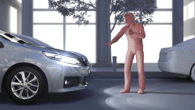 Toyota-Safety-Sense-2e-generatie-Pre-Collision-System-pedestrian-Paris-Motor-Show
