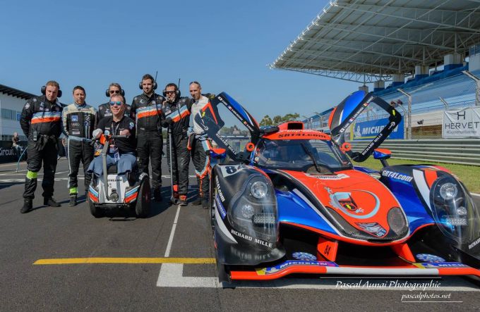 Grederic Sausset teamfoto Road to Le Mans 2019