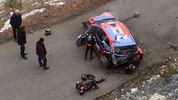 crash Ott Tanak Rally van Monte-Carlo