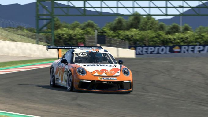 Larry ten Voorde Porsche Mobil 1 Supercup Virtual Edition