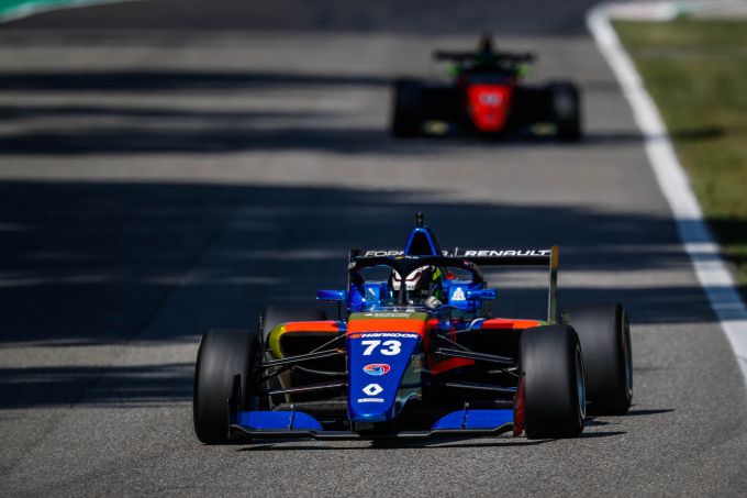 Debuut Tijmen van der Helm in Formule Renault Eurocup
