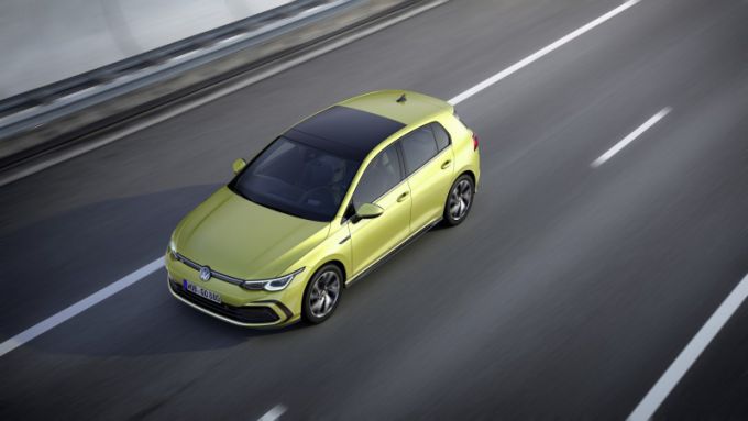 Volkswagen breidt Golf-gamma uit met sportieve R-Line-uitvoering Volkswagen Golf R-Line