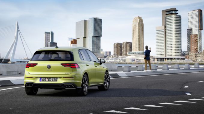 Volkswagen breidt Golf-gamma uit met sportieve R-Line-uitvoering Volkswagen Golf R-Line