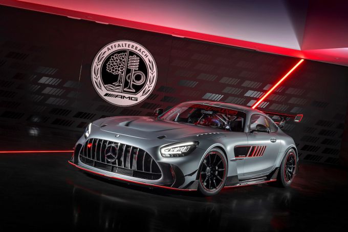 Mercedes-AMG GT Track Series front