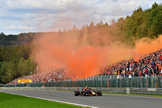 Max Verstappen F1 Spa orange army