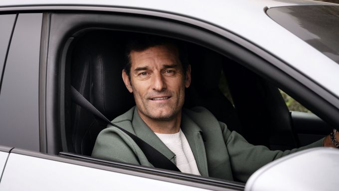 Mark Webber heeft de FIA kritische vragen gesteld: “Ik denk dat de coureurs waarschijnlijk een beetje…"