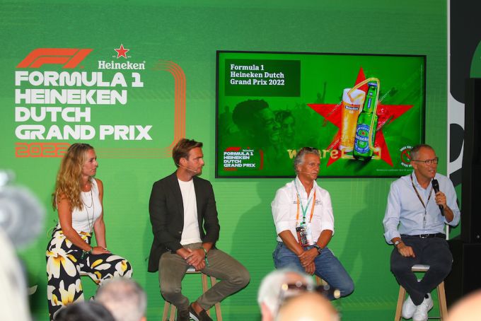 Stefano Domenicali maakt zich geen zorgen over dominantie Red Bull: "Speelt geen grote rol"