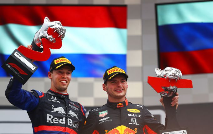 Max_Verstappen_en_Daniil_Kvyat F1 Red Bull