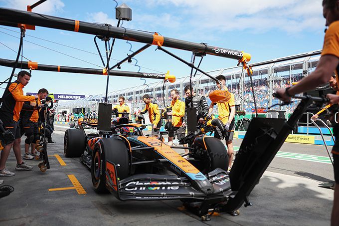McLaren_pitstop FP3 GP Australie 2023