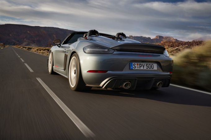 Porsche 718 Spyder RS foto 15