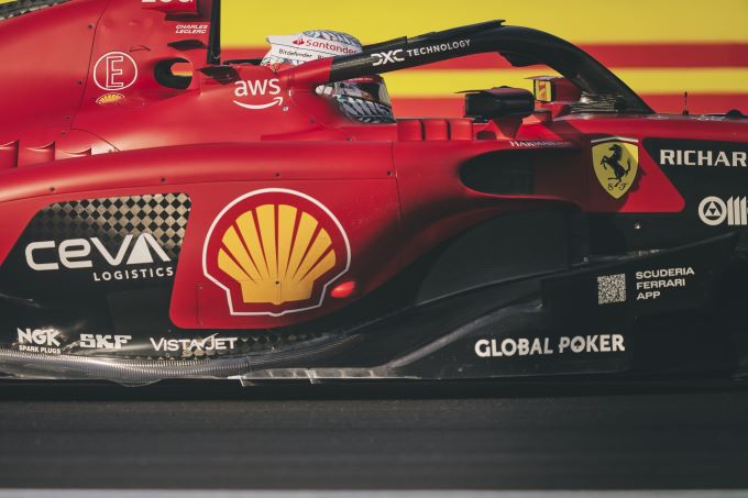 Charles_Leclerc_cockpit_actie