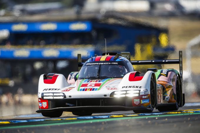 24H Le Mans 2023 - Porsche foto 12 963 Nr5 front