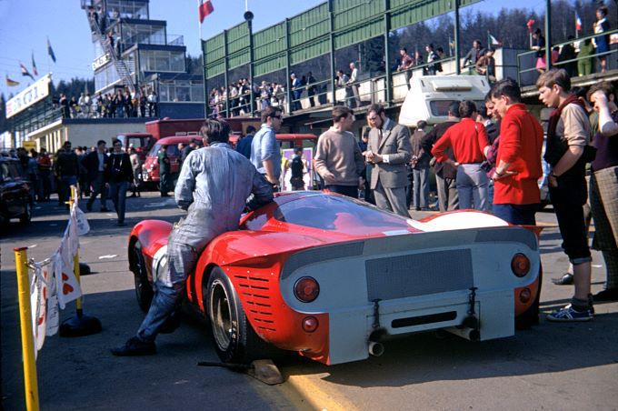 Ferrari 412P chassisnr 0854 Maranello Concessionaires 1967 foto 13