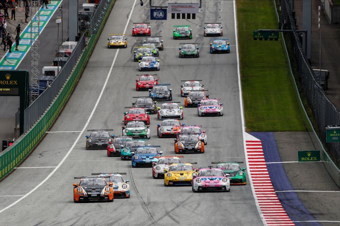 Porsche Mobil 1 Supercup 2023 Silverstone startveld