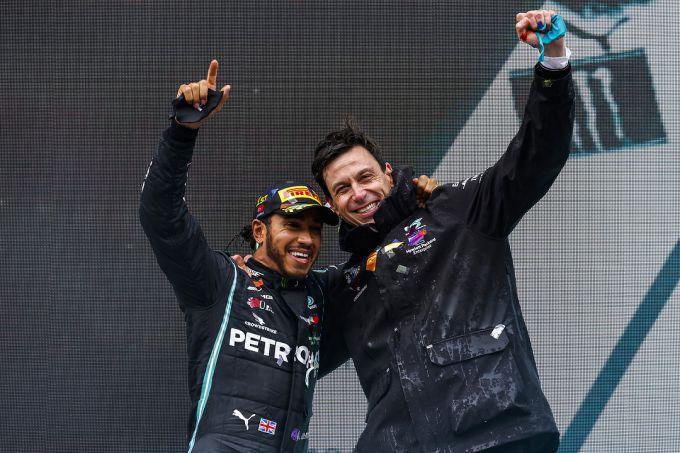 Toto Wolff Lewis Hamilton