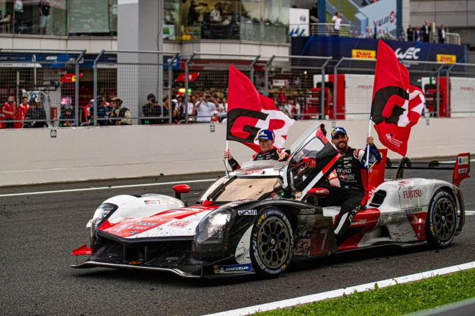 6 Hours of Fuji Toyota winnaar en WEC kampioen 2023 Foto 1