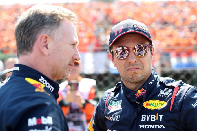 Sergio Prez en Christian Horner Red Bull Racing F1