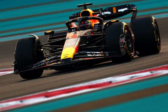 Max Verstappen Ontevreden In Abu Dhabi: "Niet Veel Geleerd, De Balans ...