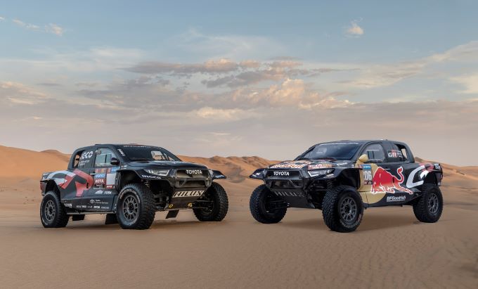 Dakar 2024 Toyota Gazoo Racing Toyota GR DKR Hilux EVO T1U actiefoto 1