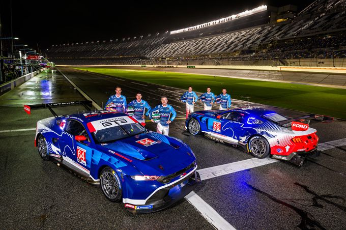 Ford Mustang GT3 en GT4 racewagens op Daytona