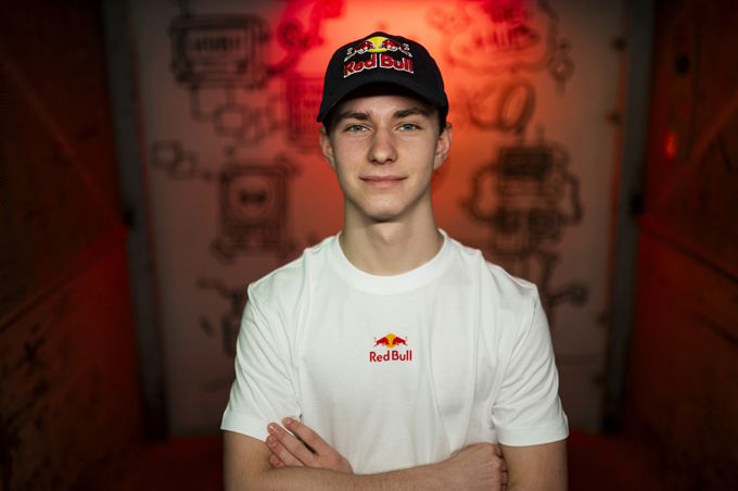 Kacper Sztuka Red Bull Junior Team MP Motorsport