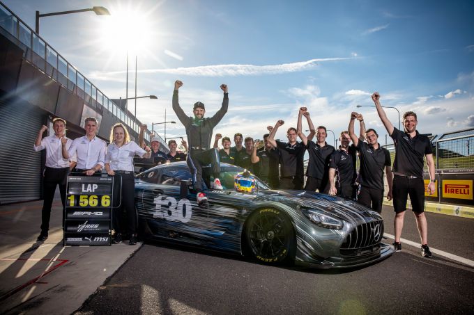 12 Bathurst 2024 Hours ronderecord Jules Gounon en Mercedes-AMG Foto 2