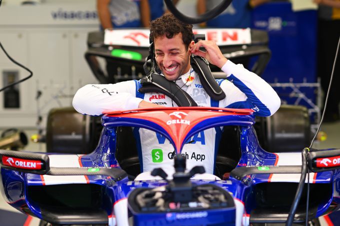 #f1 #DanielRicciardo