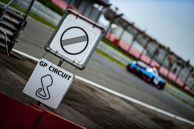 Fanatec GT World Challenge Europe Brands Hatch Foto 3 GP Circuit
