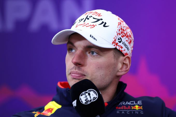 Max Verstappen @ persconferentie GP Japan 2024 foto 1