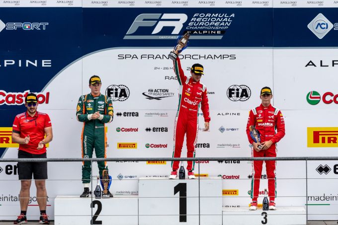 Rafael Camara domineert Spa Francorchamps met dubbele overwinning in FRECA