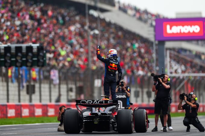 Max_Verstappen_winnaar_GP_China 2024