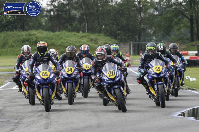 Yamaha R125 Cup powered by KicXstart