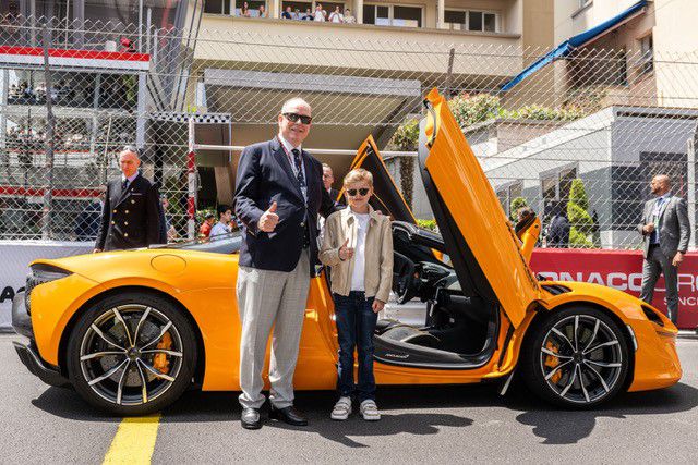 Zijne Koninklijke Hoogheid Prins Albert II van Monaco McLaren Senna