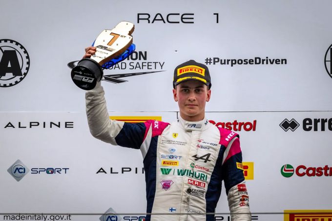 Dominante Taponen pakt tweede overwinning van het seizoen op de Hungaroring