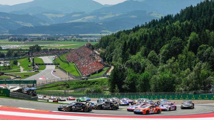 Porsche Mobil 1 Supercup, Spielberg start foto 1