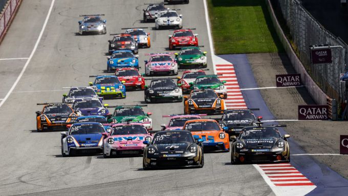 Porsche Mobil 1 Supercup, Spielberg start foto 6