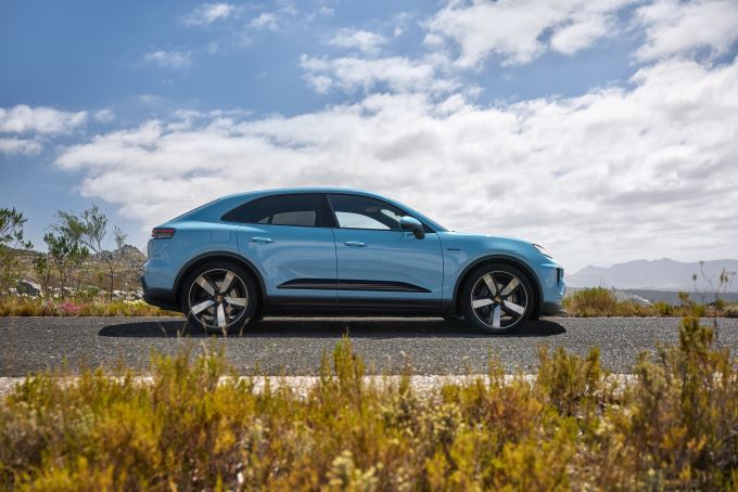 Twee nieuwe varianten Porsche Macan Foto 12