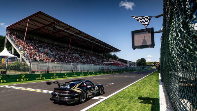 Porsche Mobil 1 Supercup op Spa-Francorchamps Foto 1