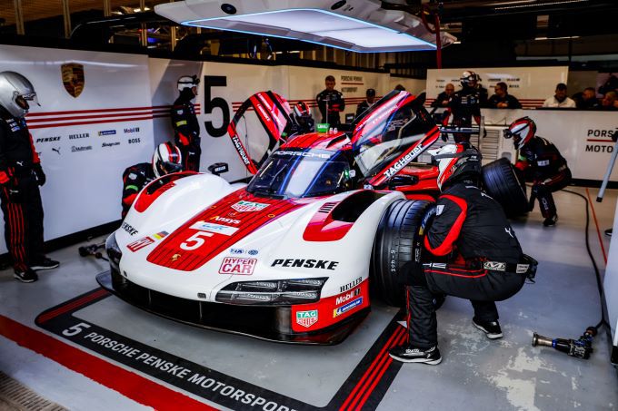 6 Hours Sao Paulo Porsche 963 Matt Campbell (AUS), Michael Christensen (DK) en Frederic Makowiecki (F)