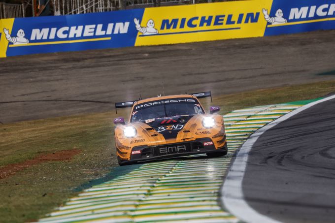 FIA WEC 6 Hours of Sao Paulo Porsche 911 GT3 R, Manthey EMA (#91), Yasser Shahin (AUS), Morris Schuring (NL), Richard Lietz (A)