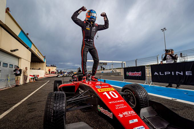 Alessandro Giusti wint, in de regen, de tweede race op Paul Ricard