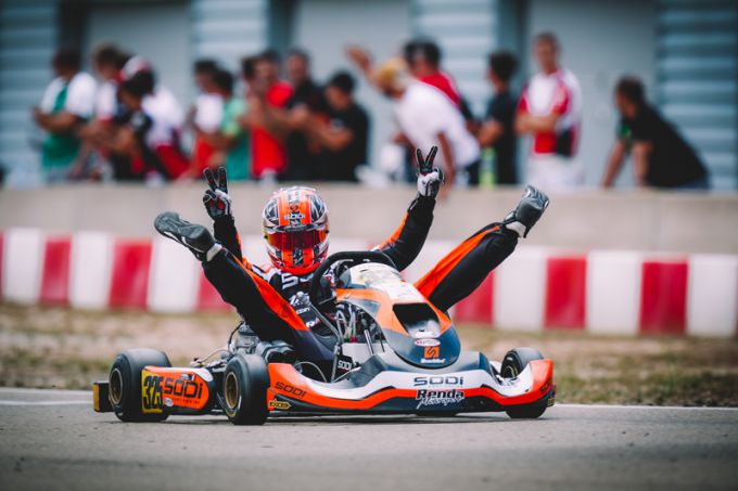 Abbasse wint de eerste ronde van Fore