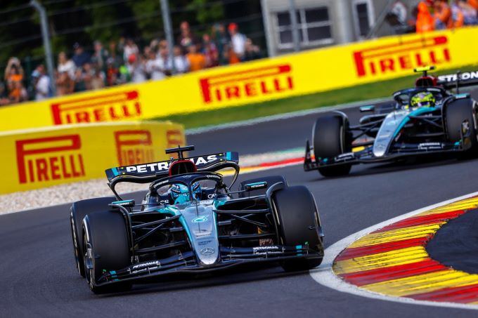 Mercedes 1 - 2 in Spa