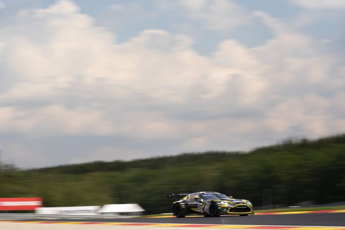 Fanatec GT World Challenge Europe powered by AWS Endurance Cup Nrburgring Aston Martin Vantage AMR GT3 Foto 4