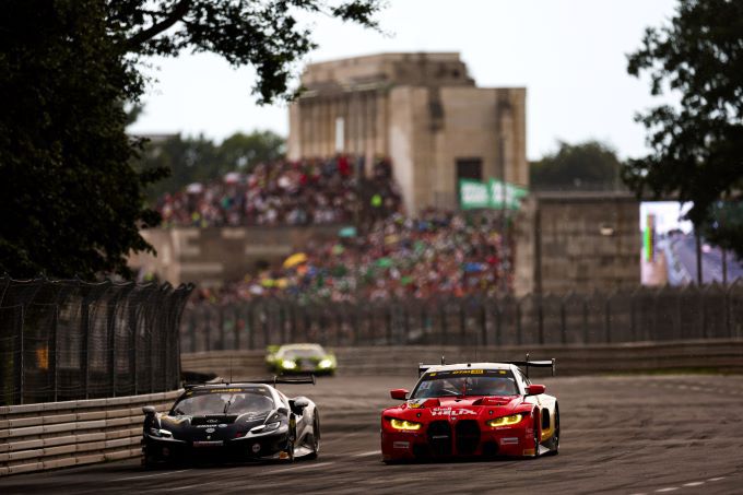 DTM Norisring 8e race 2024 zondag 7 juli Foto 13 Nr31_Sheldon_van_der_Linde_BMW_M4_GT3