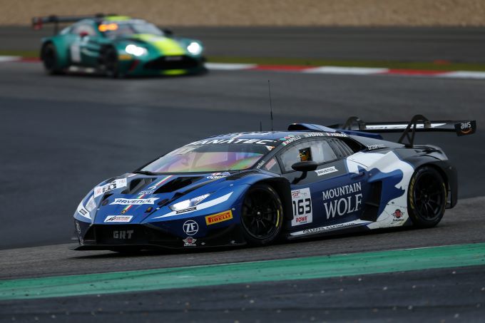 GT Europe Endurance Cup Foto 2 P3 voor #163 F.Perera/M.Mapelli/J.Pepper (GRT - Grasser Racing Team) PRO Lamborghini Huracan GT3 EVO 2